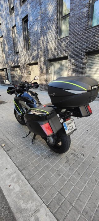 Honda VFR 800X Crossrunner Negra/Plata