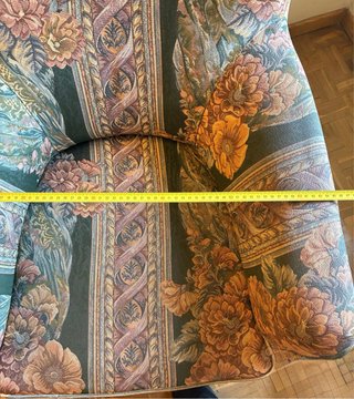 Pareja Sillones Clásicos Orejeros Tapizados