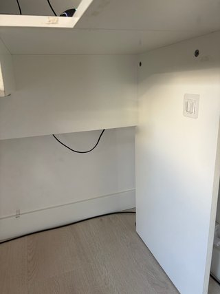 Mesa de estudio blanca L