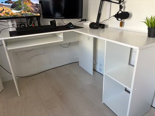Mesa de estudio blanca L