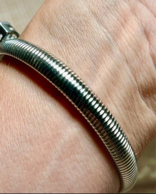 Pulsera turbo rígida acero y cristal forma corazón