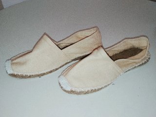 Sandalias artesanales beige