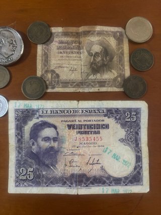 Lotto di Banconote e Monete Spagnole