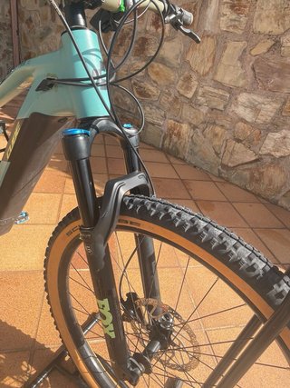 Bici Eléctrica Cube