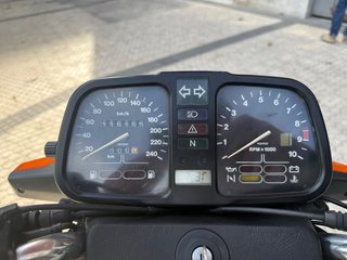 BMW K75 - Moto Clásica