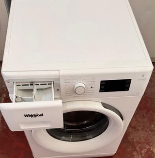 LAVADORA WHIRPOOL EN BLANCO DE 8 KILOS