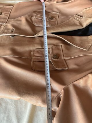 Chaqueta de piel beige