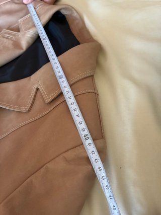 Chaqueta de piel beige