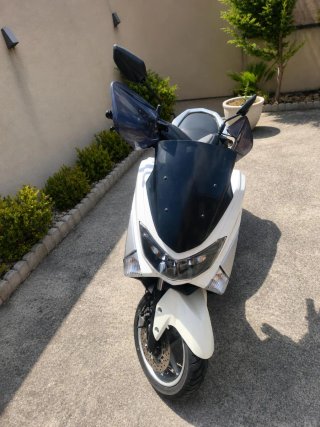 Yamaha Nmax 125 Scooter Plata/Blanco