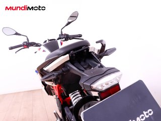 BMW G 310 R