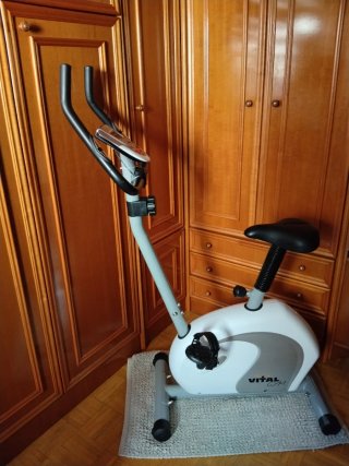 Bicicleta Estática Vital Gym estable y no endeble