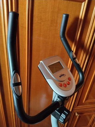 Bicicleta Estática Vital Gym estable y no endeble
