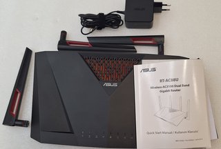 Router ASUS RT-AC88U Wireless-AC3100