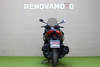 Yamaha X-MAX 400