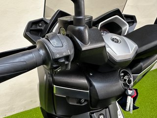 Yamaha X-MAX 400