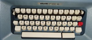Máquina de escribir Olivetti Studio 46