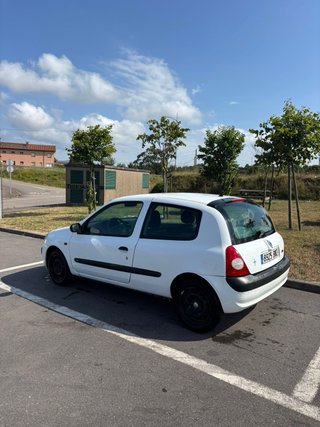 Renault Clio 2002