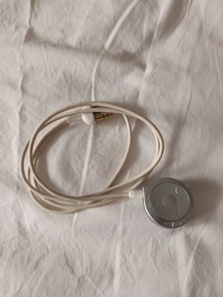 PSP Blanca con funda y cargador