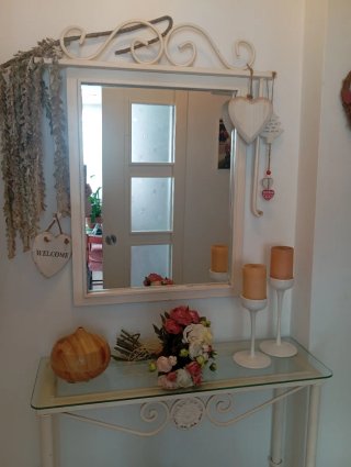 Mueble de forja y cristal para entrada