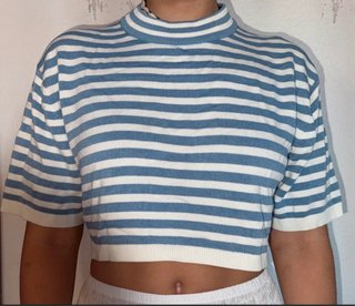 Top de punto ZARA rayas azul y blanco