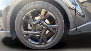 Toyota C-HR 1.8 125H Advance 90 kW (122 CV)