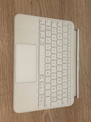 iPad 10ª Gen con magic keyboard Folio