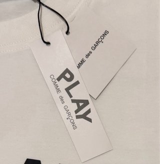 Camiseta Comme des Garçons PLAY Talla M
