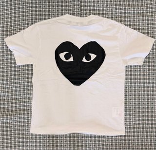 Camiseta Comme des Garçons PLAY Talla M