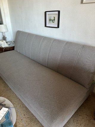 Sofá Jysk gris tela