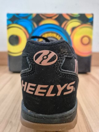Zapatillas con ruedas Talla 36.5