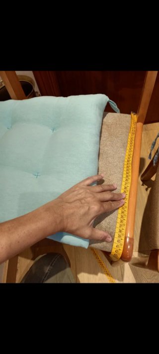 2 Sillas de Madera 5€unidad, el par por 9€