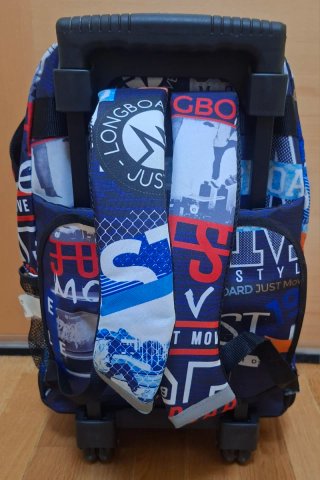 Mochila con ruedas Move. Nueva, a estrenar