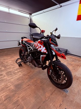 Ducati Hypermotard RVE 2023