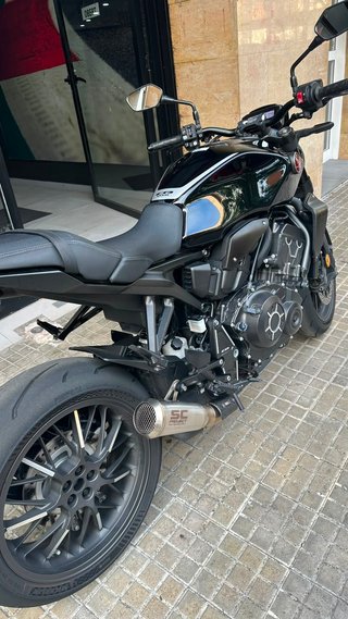 Honda CB 1000 RA Negra