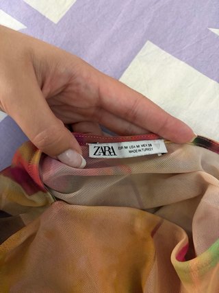 Body estampado fruncido hombro y costado