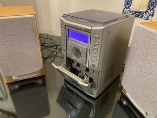 Mini equipo de música SANYO