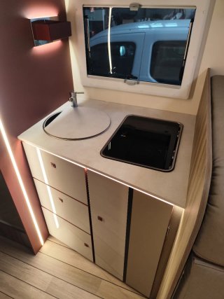 Alquiler Autocaravana Nueva 5 Plazas - Escapada