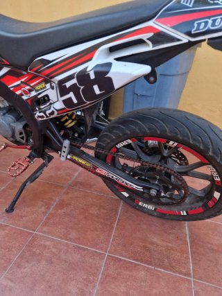 Derbi Senda SM 50 con piezas de recambio