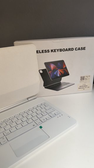 Funda Teclado Magnético iPad Pro 11