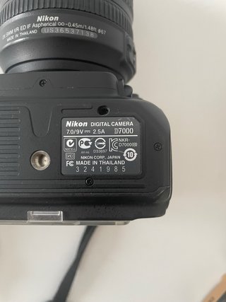 Cámara Nikon Digital Reflex + Accesorios