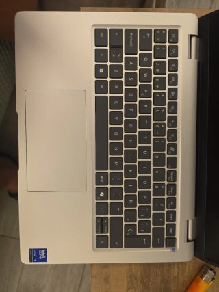 Dell Pro 14 Plus Portátil nuevo en garantía