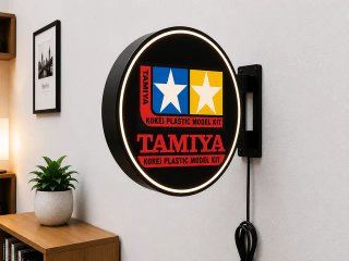 Cartel luminoso Tamiya Kokei Plastic Model Kit