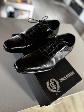Zapatos de vestir Conti Ferrari negros