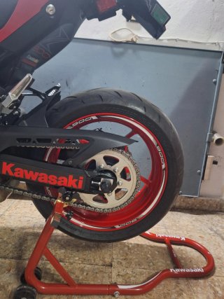 Kawasaki Z900 50th Aniversario