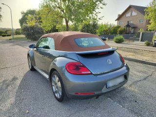 Volkswagen Beetle cabrio Karmann impecable.