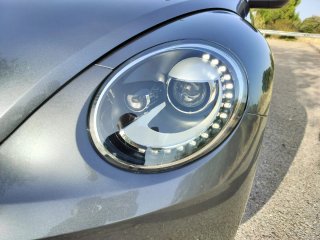 Volkswagen Beetle cabrio Karmann impecable.