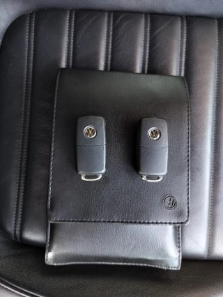 Volkswagen Beetle cabrio Karmann impecable.