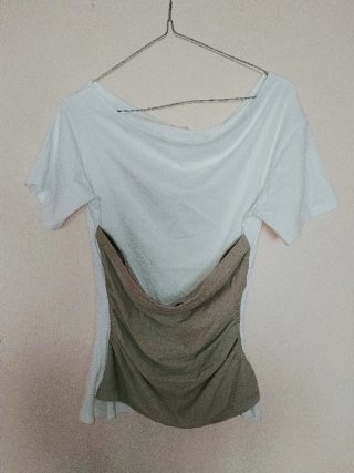 Camiseta Zara manga corta drapeada