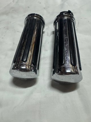 Harley Davidson pareja de puños usado cromados
