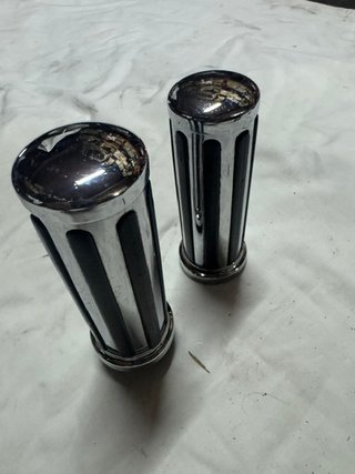 Harley Davidson pareja de puños usado cromados